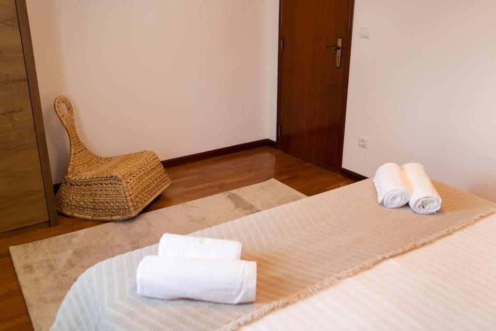ארקוס דה ואלדבז Entrevillas Alojamento Local, Apartamento T2 מראה חיצוני תמונה